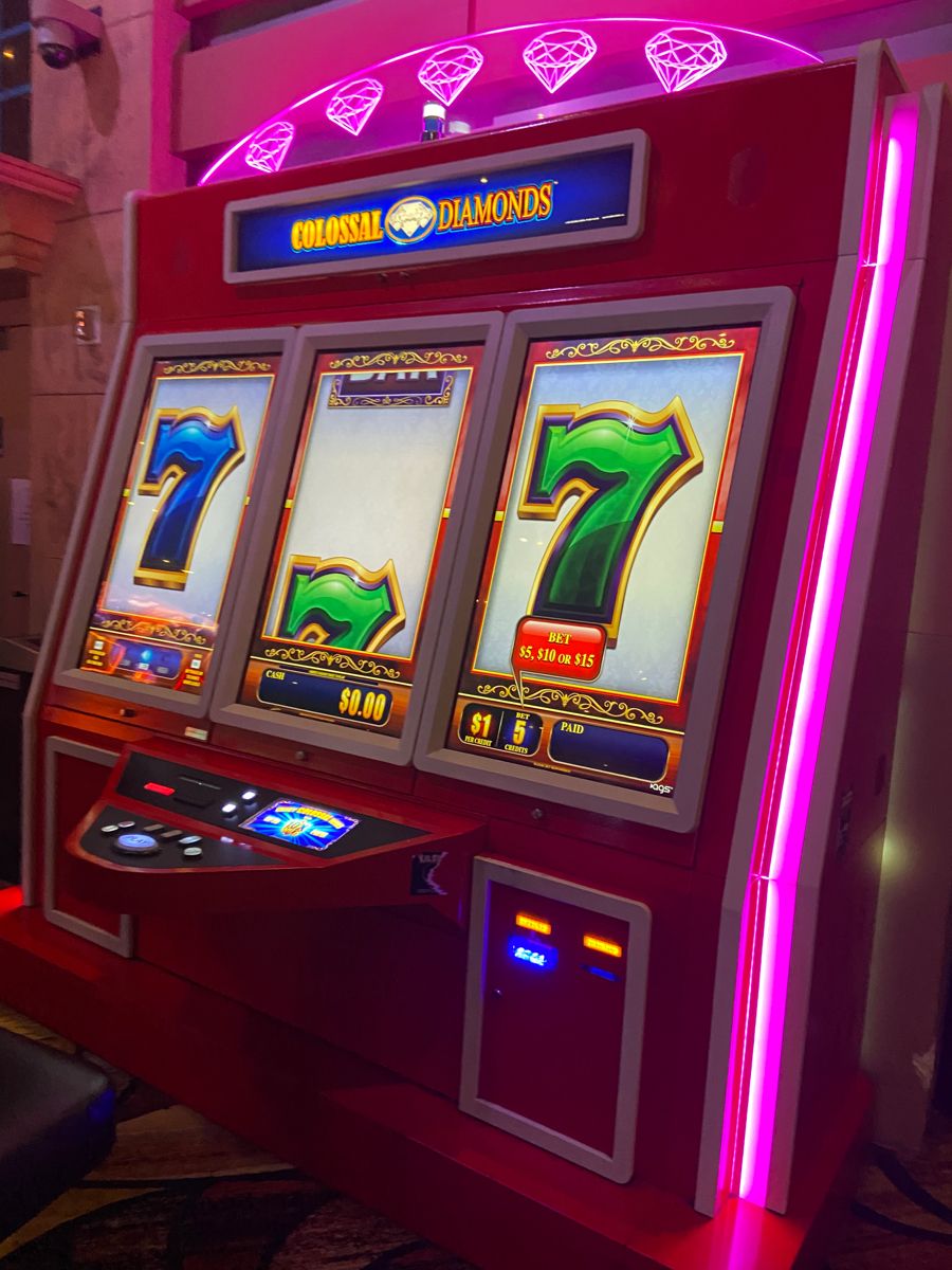 OzwinCasino کیسینو میں سلاٹ کھیلنا شروع کریں۔